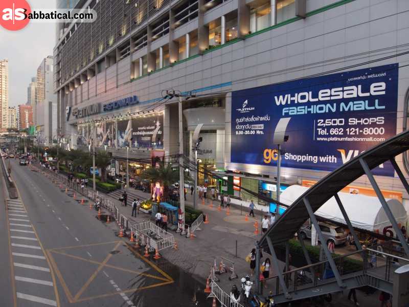 Enhance your shopping experience in Bangkok in the Platinum Fashion Mall!