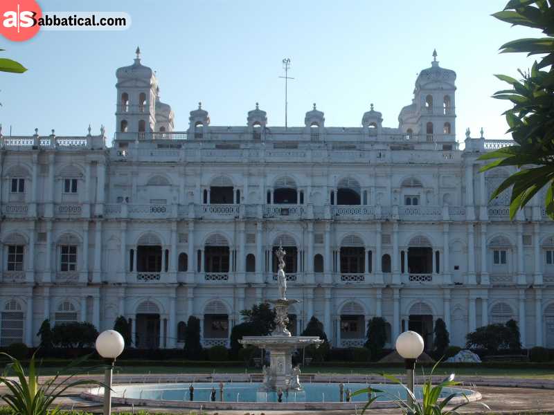 Jai Vilas Mahal is a true wonder of architecture, taking inspiration from Italian and Corinthian styles.
