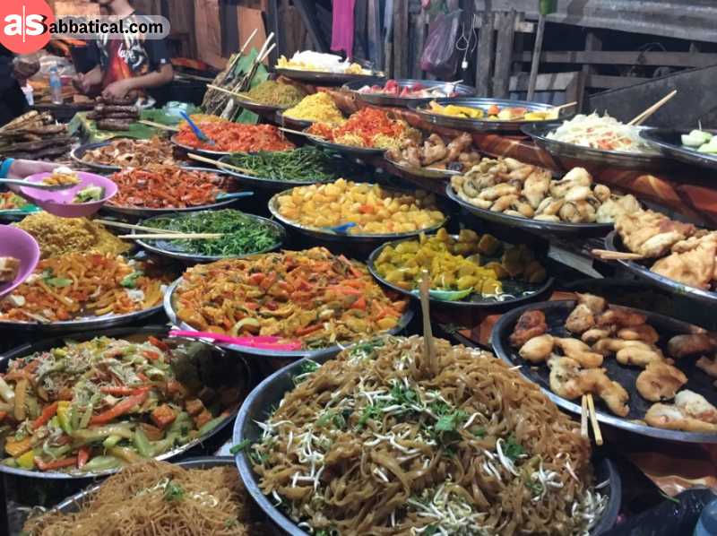 Time to refill the energy with delicious Laos food