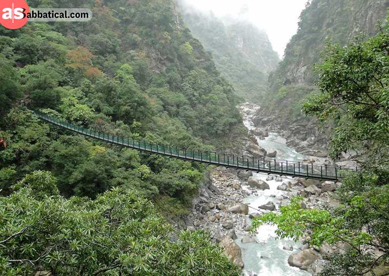 There are numerous trekking trails on the Taroko Gorge to satisfy your adventurous spirit.